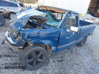 1992 Ford Ranger with VIN 1FTCR10U5NTA75200, listed as a IAAI auction lot 41290102 with 261,634 mi miles and . Bid and sale history available at DreamBid. Image 2.