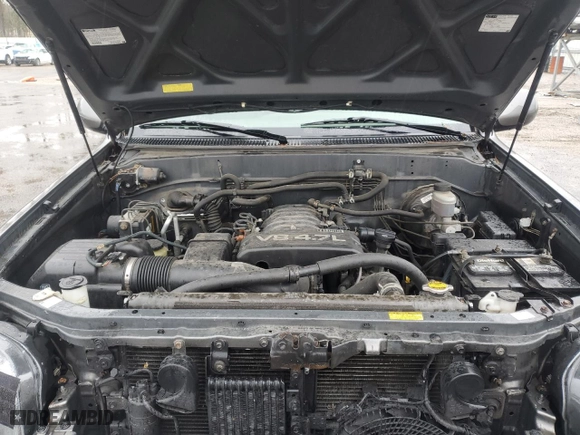 2006 Toyota Sequoia SR5 with VIN 5TDBT44A36S261915, listed as a Copart auction lot 46056895 with 0 mi miles and Salvage Title. Bid and sale history available at carsss.com. Image 12.