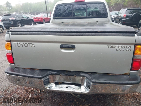 2001 Toyota Tacoma with VIN 5TEHN72N81Z840101, listed as a IAAI auction lot 42201024 with 133,958 mi miles and . Bid and sale history available at carsss.com. Image 6.