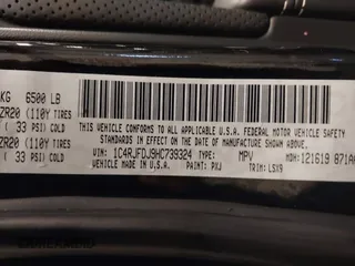 2017 Jeep Grand Cherokee SRT with VIN 1C4RJFDJ9HC739324, listed as a IAAI auction lot 40898998 with 92,547 mi miles. Bid and sale history available at carsss.com. Image 9.