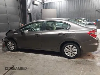 2012 Honda Civic LX z VIN 19XFB2F59CE373830, wystawiony jako IAAI lot #42312118 z przebiegiem 106 541 mil mil oraz . Historia ofert i sprzedaży dostępna na DreamBid. Obrazek 14.