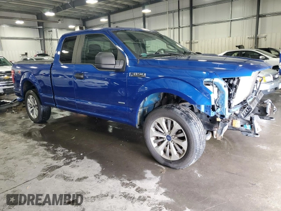 2017 Ford F-150 XL z VIN 1FTEX1EP5HFA26020, wystawiony jako Copart lot #57785615 z przebiegiem 136 814 mil mil oraz Szkoda całkowita • Salvage title. Historia ofert i sprzedaży dostępna na DreamBid. Obrazek 4.