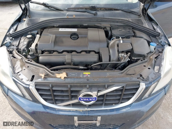 2010 Volvo XC60 3.2L with VIN YV4960DZ0A2096066, listed as a IAAI auction lot 41890571 with 150,799 mi miles. Bid and sale history available at carsss.com. Image 10.