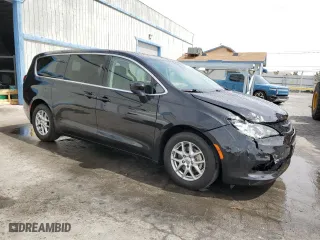 2022 Chrysler Voyager LX with VIN 2C4RC1CG1NR225165, listed as a Copart auction lot 51387225 with 88,971 mi miles and Salvage Title. Bid and sale history available at carsss.com. Image 4.