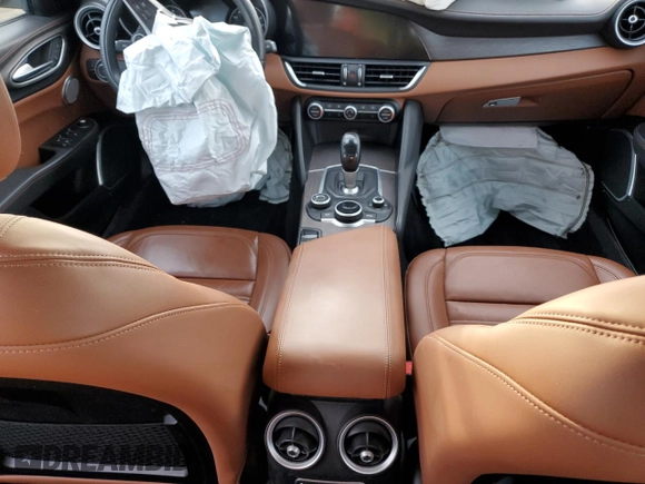2019 Alfa Romeo Giulia Ti Sport with VIN ZARFANBN9K7612582, listed as a Copart auction lot 78522094 with 0 mi miles and Salvage Title. Bid and sale history available at carsss.com. Image 8.
