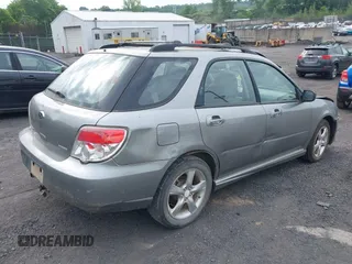 2007 Subaru Impreza i с VIN JF1GG61697G810010, выставлен на аукционе IAAI как лот 42503145 с пробегом 318 082 миль миль и . История ставок и продаж доступна на DreamBid. Изображение 4.