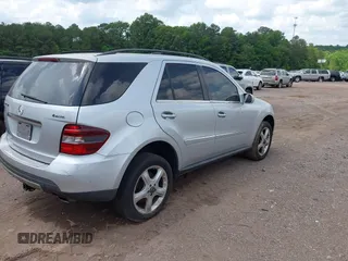 2008 Mercedes-Benz M 320 CDI with VIN 4JGBB22E28A408914, listed as a IAAI auction lot 42066714 with 194,706 mi miles and . Bid and sale history available at DreamBid. Image 4.