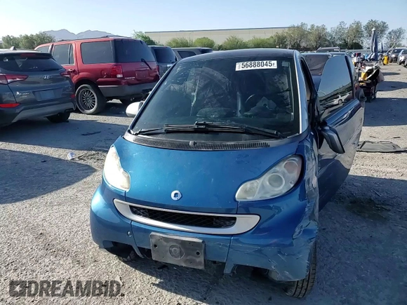 2009 Smart fortwo Pure z VIN WMEEJ31X39K273968, wystawiony jako Copart lot #56888045 z przebiegiem 125 138 mil mil oraz Szkoda całkowita • Salvage title. Historia ofert i sprzedaży dostępna na DreamBid. Obrazek 13.