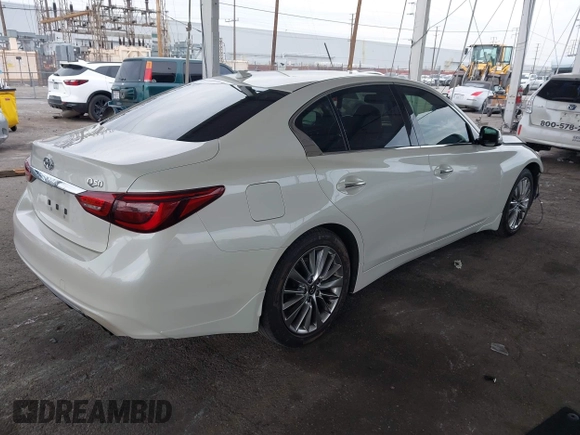 2018 Infiniti Q50 Luxe with VIN JN1EV7AP9JM354656, listed as a IAAI auction lot 42031131 with 67,432 mi miles and . Bid and sale history available at DreamBid. Image 4.