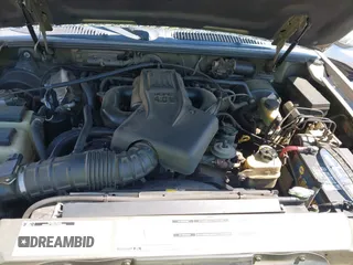 2000 Ford Explorer XLT with VIN 1FMZU63E0YZC65266, listed as a IAAI auction lot 42004786 with 273,397 mi miles and . Bid and sale history available at DreamBid. Image 10.
