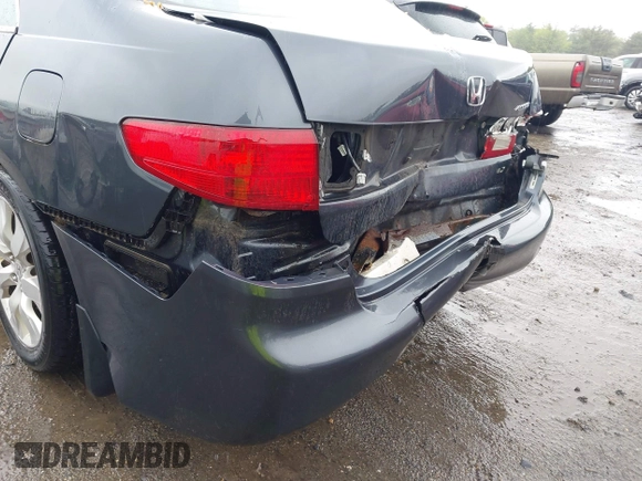 2005 Honda Accord LX z VIN 1HGCM56435A032033, wystawiony jako IAAI lot #42330649 z przebiegiem 236 298 mil mil oraz . Historia ofert i sprzedaży dostępna na DreamBid. Obrazek 14.