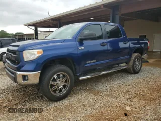 2015 Toyota Tundra SR5 z VIN 5TFDW5F13FX442784, wystawiony jako Copart lot #53833705 z przebiegiem 163 661 mil mil oraz Szkoda całkowita • Salvage title. Historia ofert i sprzedaży dostępna na DreamBid. Obrazek 1.