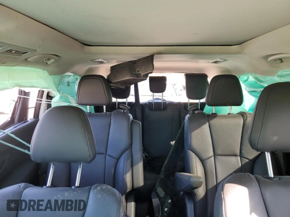 2024 Subaru Ascent Limited z VIN 4S4WMAUD6R3425425, wystawiony jako Copart lot #88303745 z przebiegiem 7233 mil mil oraz Szkody całkowita. Historia ofert i sprzedaży dostępna na DreamBid. Obrazek 10.