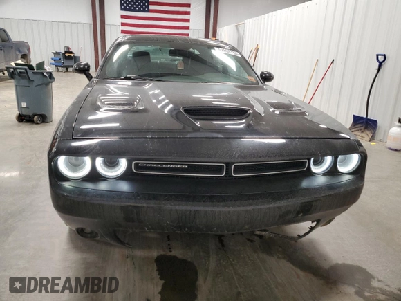 2015 Dodge Challenger SXT Plus z VIN 2C3CDZBG1FH913861, wystawiony jako Copart lot #52806785 z przebiegiem 61 254 mil mil oraz Szkoda całkowita • Salvage title. Historia ofert i sprzedaży dostępna na DreamBid. Obrazek 5.