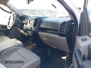 2017 Ford F-150 XL with VIN 1FTEW1EF7HKE40434, listed as a IAAI auction lot 41635157 with 122,338 mi miles. Bid and sale history available at carsss.com. Image 5.