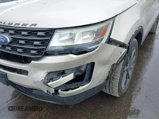 2017 Ford Explorer XLT с VIN 1FM5K8D82HGB13073, выставлен на аукционе IAAI как лот 42315648 с пробегом 86 845 миль миль и . История ставок и продаж доступна на DreamBid. Изображение 6.