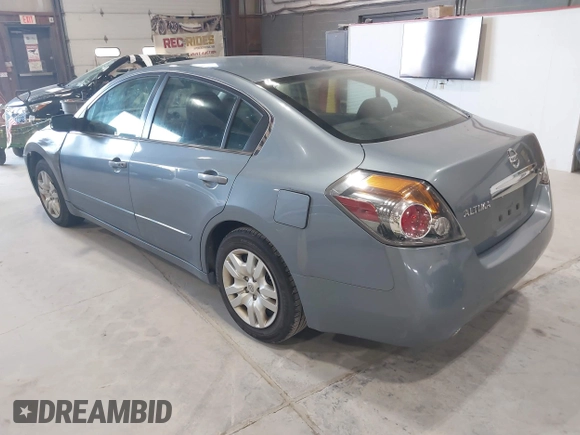 2012 Nissan Altima 2.5 S with VIN 1N4AL2AP2CC185955, listed as a IAAI auction lot 42098832 with 193,145 mi miles. Bid and sale history available at carsss.com. Image 3.
