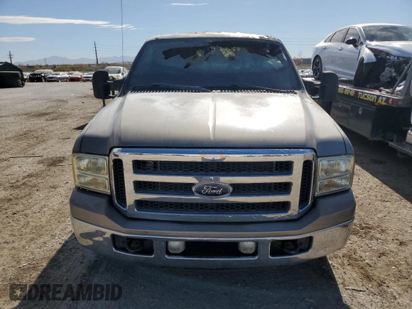 2006 Ford Super Duty F-250 XL with VIN 1FTSW20PX6EA80256, listed as a Copart auction lot 87660085 with 0 mi miles and Salvage Title. Bid and sale history available at carsss.com. Image 5.