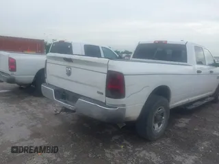 2012 Ram 2500 ST z VIN 3C6TD4HL7CG265349, wystawiony jako IAAI lot #42479271 z przebiegiem 301 419 mil mil oraz . Historia ofert i sprzedaży dostępna na DreamBid. Obrazek 4.