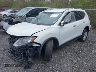 2018 Nissan Rogue SV with VIN KNMAT2MV9JP565109, listed as a IAAI auction lot 42048532 with 121,042 mi miles. Bid and sale history available at carsss.com. Image 16.