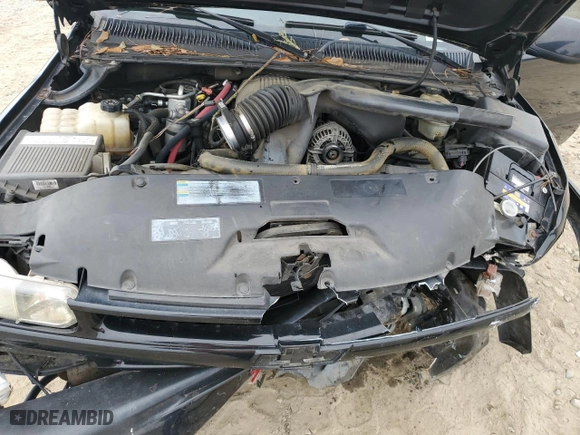 2005 Chevrolet Tahoe Z71 with VIN 1GNEC13T05R272325, listed as a Copart auction lot 39280284 with 155,434 mi miles and Salvage Title. Bid and sale history available at carsss.com. Image 12.