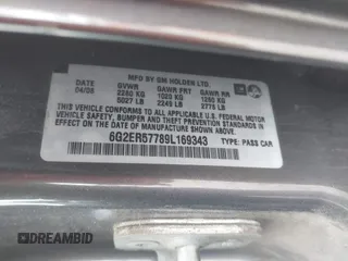 2009 Pontiac G8 z VIN 6G2ER57789L169343, wystawiony jako IAAI lot #42391701 z przebiegiem 293 400 mil mil oraz . Historia ofert i sprzedaży dostępna na DreamBid. Obrazek 9.