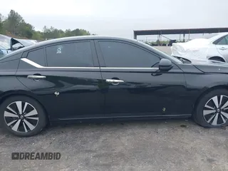 2019 Nissan Altima SV z VIN 1N4BL4DV2KC107748, wystawiony jako IAAI lot #41912040 z przebiegiem 157 226 mil mil oraz . Historia ofert i sprzedaży dostępna na DreamBid. Obrazek 13.
