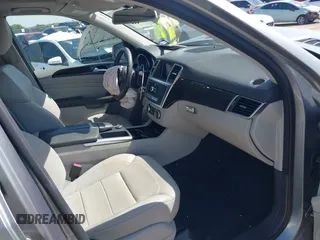 2015 Mercedes-Benz M 350 with VIN 4JGDA5JB8FA562500, listed as a IAAI auction lot 41932318 with 117,512 mi miles and . Bid and sale history available at DreamBid. Image 5.