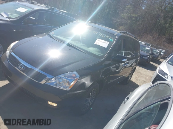2012 Kia Sedona EX with VIN KNDMH4C72C6426073, listed as a IAAI auction lot 41716847 with 158,531 mi miles. Bid and sale history available at carsss.com. Image 2.