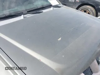 2005 Nissan Xterra S z VIN 5N1AN08W55C637420, wystawiony jako IAAI lot #42290949 z przebiegiem 252 493 mil mil oraz . Historia ofert i sprzedaży dostępna na DreamBid. Obrazek 12.