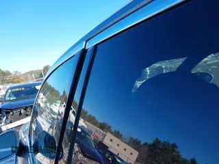 2021 Porsche Cayenne z VIN WP1AA2AY9MDA05552, wystawiony jako IAAI lot #41309861 z przebiegiem 36 780 mil mil oraz . Historia ofert i sprzedaży dostępna na DreamBid. Obrazek 6.