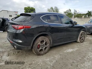 2019 Alfa Romeo Stelvio z VIN ZASPAJAN5K7C71665, wystawiony jako Copart lot #41913285 z przebiegiem 69 461 mil mil oraz Nie do naprawy. Historia ofert i sprzedaży dostępna na DreamBid. Obrazek 3.