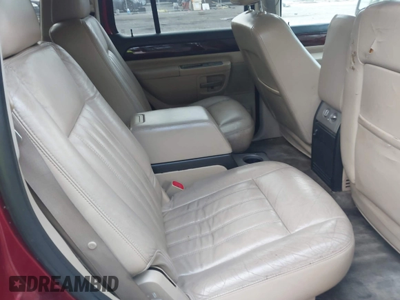 2005 Lincoln Aviator with VIN 5LMEU88H25ZJ16573, listed as a IAAI auction lot 40402209 with 236,830 mi miles and . Bid and sale history available at DreamBid. Image 8.