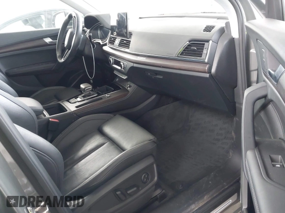 2023 Audi Q5 S line Prestige with VIN WA1FAAFY2P2016428, listed as a IAAI auction lot 42065935 with 30,546 mi miles. Bid and sale history available at carsss.com. Image 5.