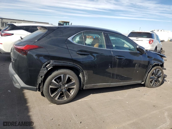 2020 Lexus UX with VIN JTHX3JBH7L2031607, listed as a Copart auction lot 77984404 with 60,639 mi miles and Non Repairable. Bid and sale history available at carsss.com. Image 3.