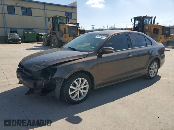 2012 Volkswagen Jetta Sedan SE w/Convenience with VIN 3VWDX7AJ1CM454317, listed as a Copart auction lot 48673205 with 136,971 mi miles and Salvage Title. Bid and sale history available at carsss.com. Image 1.