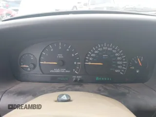 2000 Dodge Caravan SE z VIN 1B4GP44G6YB798882, wystawiony jako IAAI lot #42260881 z przebiegiem 195 020 mil mil oraz . Historia ofert i sprzedaży dostępna na DreamBid. Obrazek 7.