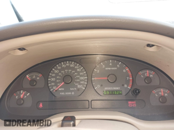 2003 Ford Mustang GT Deluxe with VIN 1FAFP45X13F454025, listed as a IAAI auction lot 41166495 with 91,132 mi miles. Bid and sale history available at carsss.com. Image 7.