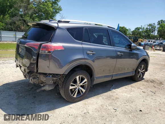 2018 Toyota RAV4 XLE with VIN 2T3WFREV2JW501793, listed as a Copart auction lot 52553015 with 67,918 mi miles and Salvage Title. Bid and sale history available at carsss.com. Image 3.