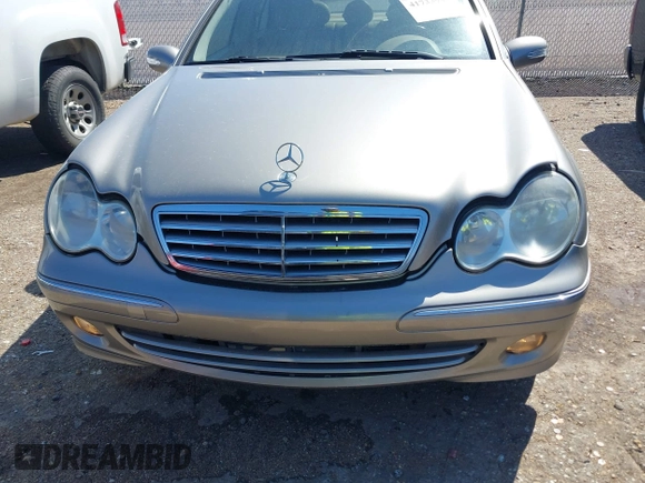 2006 Mercedes-Benz C 280 Luxury with VIN WDBRF54H26A892630, listed as a IAAI auction lot 41733945 with 193,041 mi miles and . Bid and sale history available at DreamBid. Image 6.