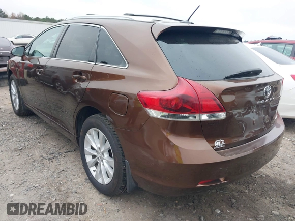 2013 Toyota Venza LE with VIN 4T3BA3BB6DU035570, listed as a IAAI auction lot 40876137 with 176,446 mi miles. Bid and sale history available at carsss.com. Image 3.