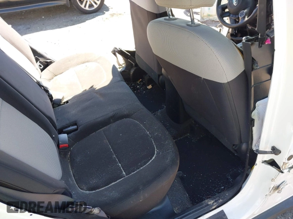 2018 Kia Soul with VIN KNDJN2A28J7583962, listed as a IAAI auction lot 41826688 with 1 mi miles. Bid and sale history available at carsss.com. Image 8.