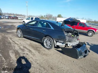 2013 Cadillac XTS Luxury with VIN 2G61P5S37D9104052, listed as a IAAI auction lot 41543339 with 118,984 mi miles. Bid and sale history available at carsss.com. Image 3.