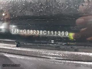 2008 Jeep Commander Limited with VIN 1J8HG58238C111369, listed as a IAAI auction lot 41843591 with 82,276 mi miles. Bid and sale history available at carsss.com. Image 9.