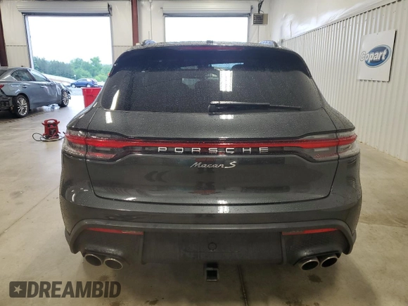 2023 Porsche Macan S z VIN WP1AG2A58PLB41864, wystawiony jako Copart lot #56189785 z przebiegiem 7112 mil mil oraz Szkody całkowita. Historia ofert i sprzedaży dostępna na DreamBid. Obrazek 6.