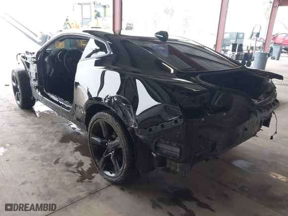 2022 Chevrolet Camaro ZL1 with VIN 1G1FK1R66N0125571, listed as a IAAI auction lot 41253589 with 1 mi miles. Bid and sale history available at carsss.com. Image 3.