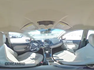 2014 Ford Fiesta Titanium z VIN 3FADP4FJ0EM156814, wystawiony jako Copart lot #52028435 z przebiegiem 97 985 mil mil oraz Szkoda całkowita • Salvage title. Historia ofert i sprzedaży dostępna na DreamBid. Obrazek 12.