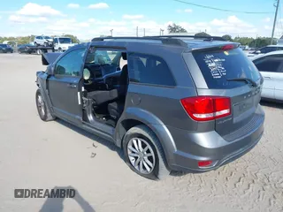 2013 Dodge Journey SXT with VIN 3C4PDCBG6DT552707, listed as a IAAI auction lot 40978636 with Not Provided miles. Bid and sale history available at carsss.com. Image 3.