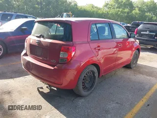 2008 Scion xD z VIN JTKKU104X8J020857, wystawiony jako IAAI lot #42214978 z przebiegiem 177 484 mil mil oraz . Historia ofert i sprzedaży dostępna na DreamBid. Obrazek 4.