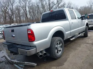 2011 Ford F-250 XL z VIN 1FT7W2BT5BEA16071, wystawiony jako IAAI lot #41666621 z przebiegiem 181 497 mil mil oraz . Historia ofert i sprzedaży dostępna na DreamBid. Obrazek 4.